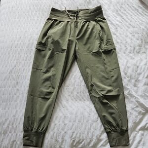 CALIA by Carrie Underwood Olive Joggers